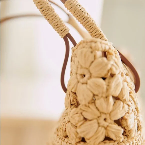 Sezane Josie Basket, Natural Flower Raffia - Picture 5 of 14